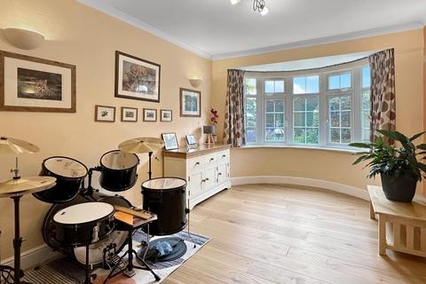 14 Barrington Road, Foxton, Cambridge, CB22 6SJ