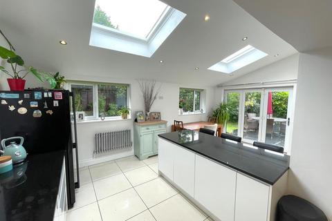 4 bedroom detached house for sale, Yellow Lodge Drive, Westhoughton, Bolton