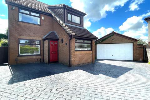 4 bedroom detached house for sale, Yellow Lodge Drive, Westhoughton, Bolton