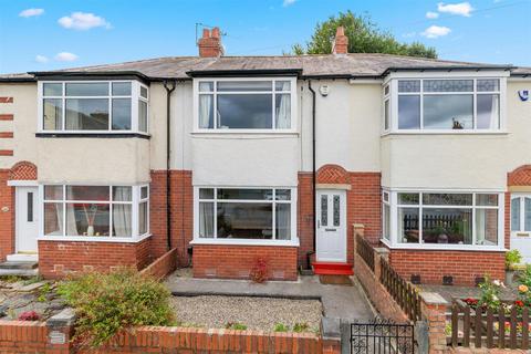 2 bedroom terraced house for sale, Grange Avenue, Yeadon LS19