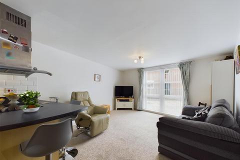 2 bedroom apartment for sale, Winslow Court, Cullercoats