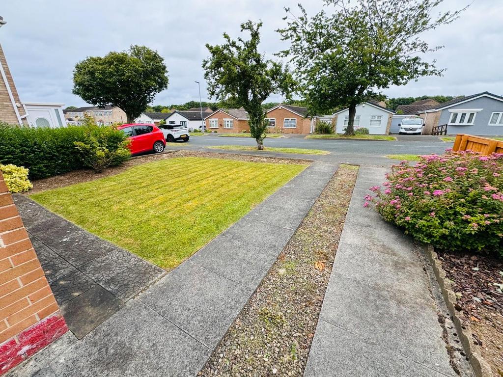 DRIVE &amp; FRONT GARDEN