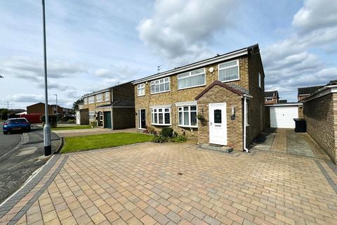 3 bedroom semi-detached house for sale, Felixstowe Close, South Fens, Hartlepool