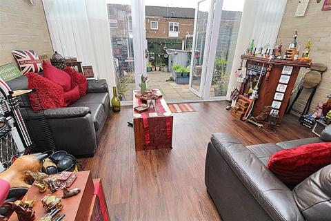 154 Lanchester Way, Birmingham, B36 9LE