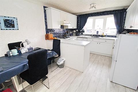 154 Lanchester Way, Birmingham, B36 9LE