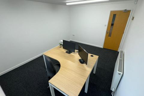 Office to rent, Showfield Lane, Malton YO17