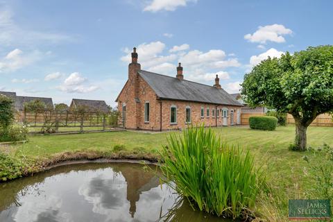 3 bedroom detached house for sale, Ashby Road, Gilmorton, Lutterworth, Leicestershire