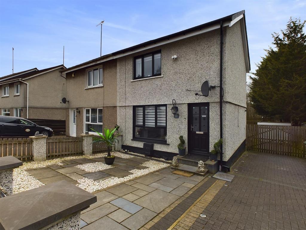 Annick Drive, Glasgow G61 2 bed semidetached house for sale £240,000