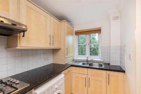 2 bedroom flat for sale, Norwich Avenue West, Bournemouth BH2