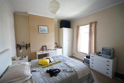 2 bedroom terraced house for sale, Wigan Road, Bolton
