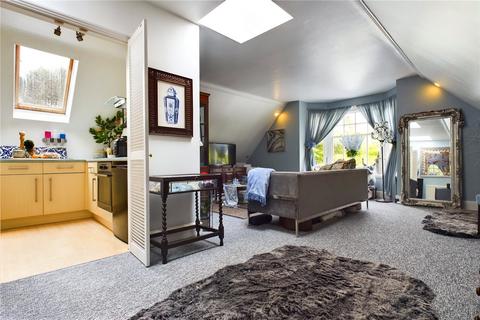 1 bedroom apartment for sale, Bucklebury Place, Upper Woolhampton, Reading, Berkshire, RG7