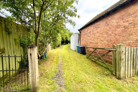 3 bedroom house for sale, Walton Walk & Central Avenue, Chesterfield