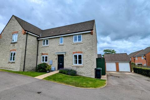 3 bedroom semi-detached house for sale, Battle Close, Coleford GL16