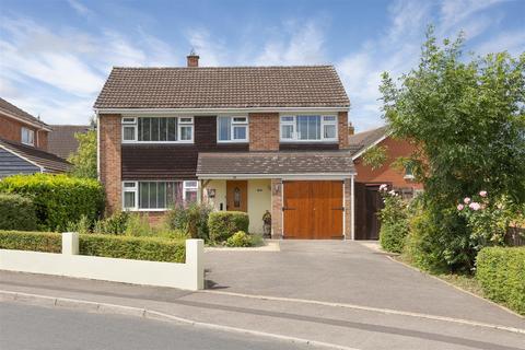 4 bedroom detached house for sale, Paxcroft Way, Trowbridge