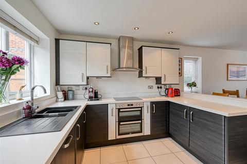 4 bedroom detached house for sale, 1 The Oaks, Kidderminster Road, Alveley, Bridgnorth