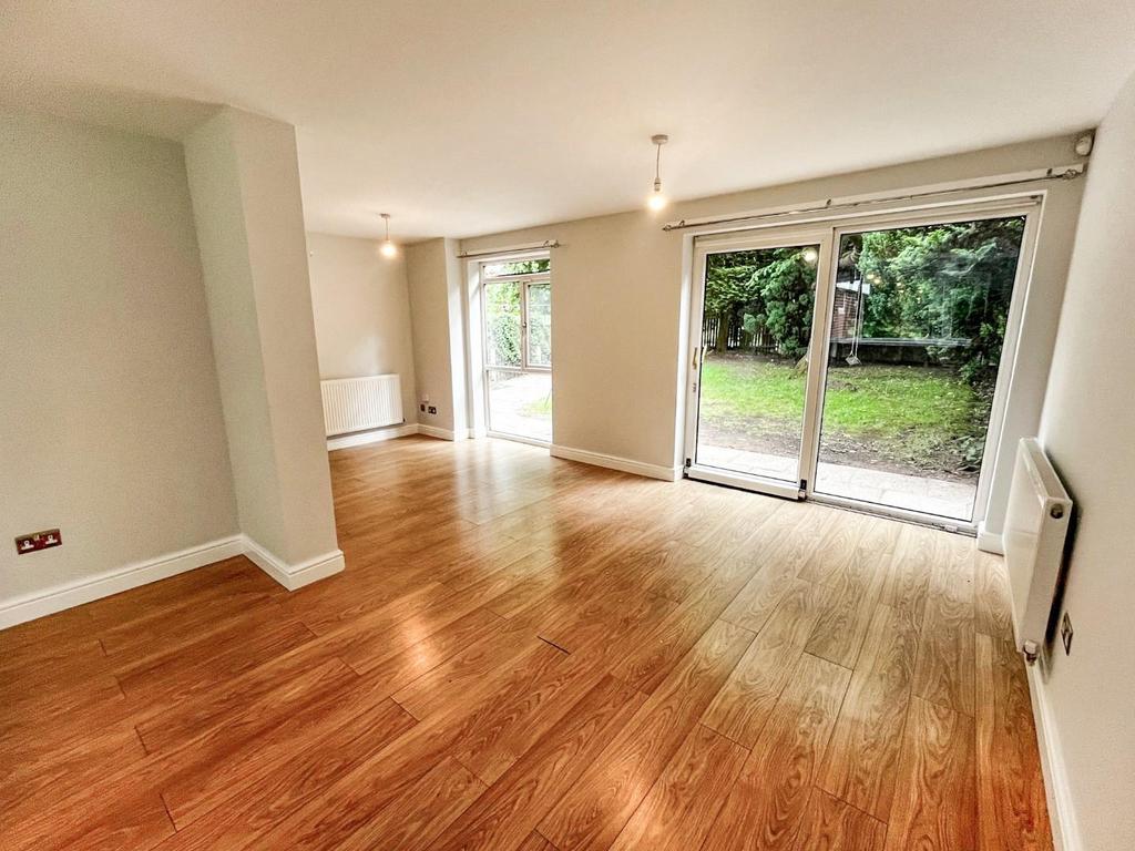 Lounge Dining Room2.jpg