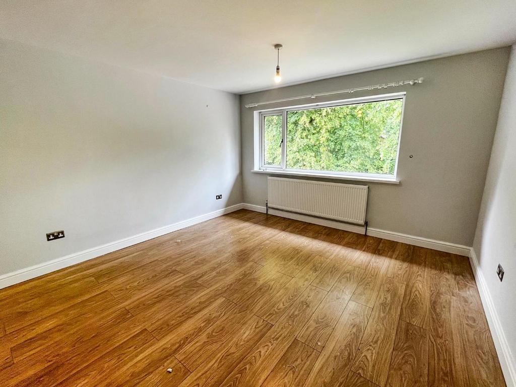 Bedroom One.jpg