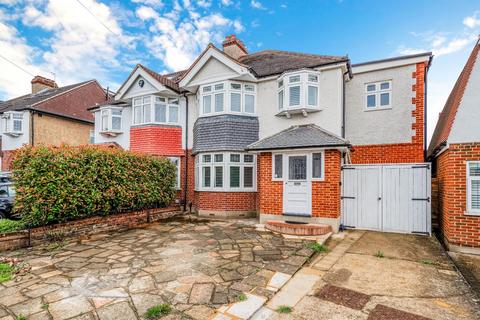 4 bedroom semi-detached house for sale, Elmwood Drive, Stoneleigh