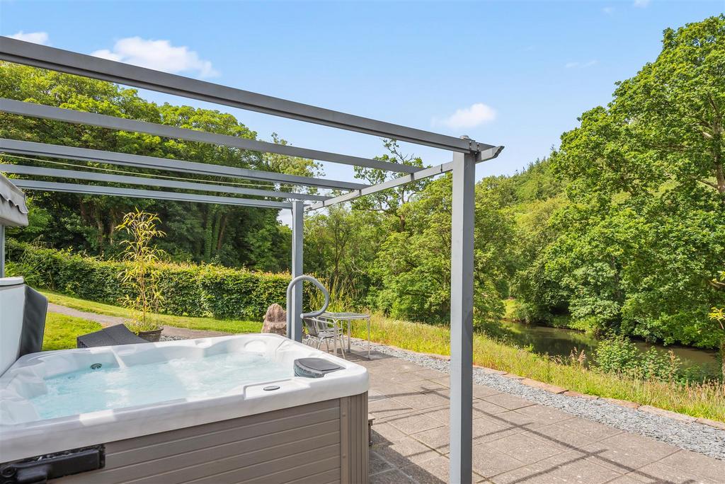 Peace Hot Tub