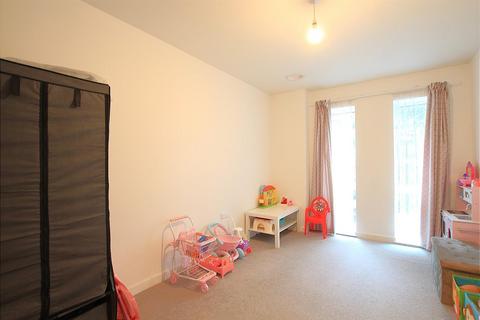 2 bedroom apartment to rent, 35 Lampton Road, Hounslow TW3