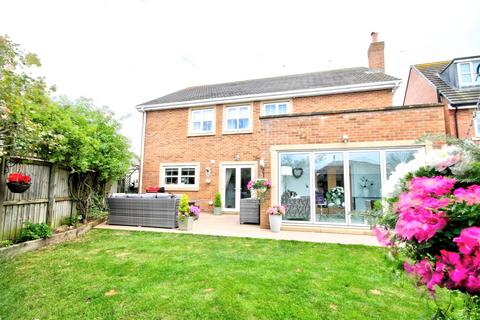 4 bedroom detached house for sale, Wetherby Close, Philadelphia, Houghton le Spring, DH4