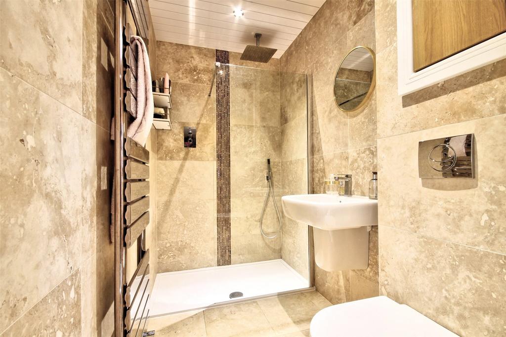En Suite 1