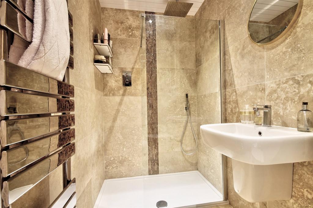 En Suite 1