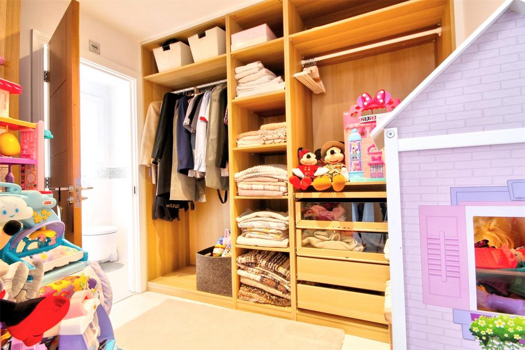 Dressing Room 2