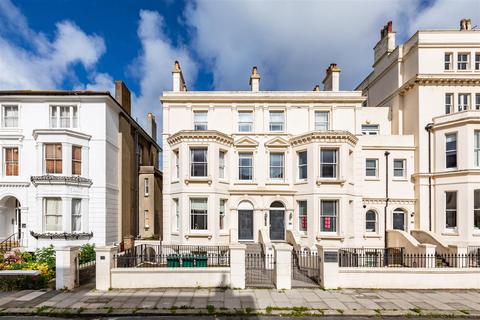 2 bedroom apartment for sale, Gilmour House, Hove