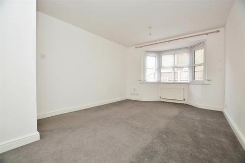 1 bedroom ground floor flat for sale, Acacia Court, Scunthorpe