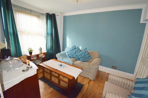 3 bedroom terraced house for sale, Bristow Road, Hounslow TW3