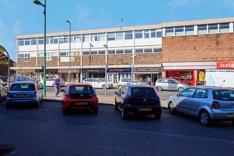 Convenience store to rent, Broadway and High Street, Scunthorpe DN16