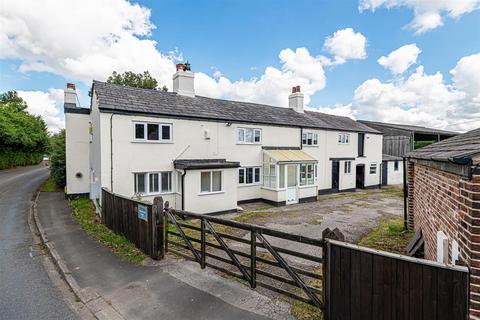 5 bedroom farm house to rent, Glaziers Lane, Culcheth, Warrington, WA3