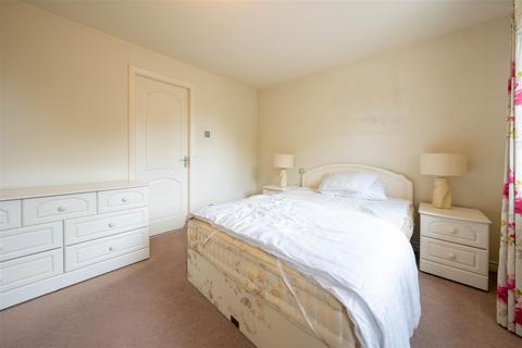 38 Guthrie Court, Gleneagles Village, Auchterarder, PH3 1SD