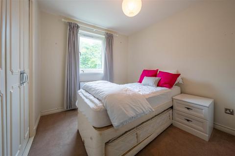 38 Guthrie Court, Gleneagles Village, Auchterarder, PH3 1SD