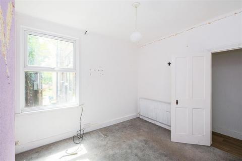 1 Winns Avenue, Walthamstow, London, E17 5HD