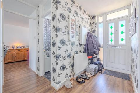 2 bedroom apartment for sale, London Road, Westcliff-On-Sea