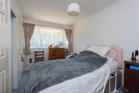 3 bedroom house for sale, Basford Way, Windsor