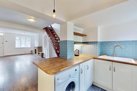 2 bedroom house for sale, Aubrey Road, Walthamstow