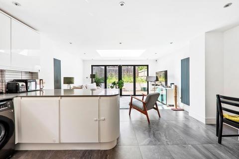 8a Melvin Road, London, SE20 8EU