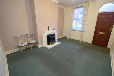 2 bedroom terraced house to rent, Clement Street, Wakefield WF2