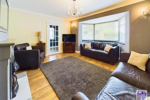 119 Springhead Road, Northfleet, Gravesend, DA11 8HW