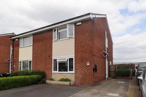 3 bedroom semi-detached house for sale, Greenacres Close, Ossett WF5