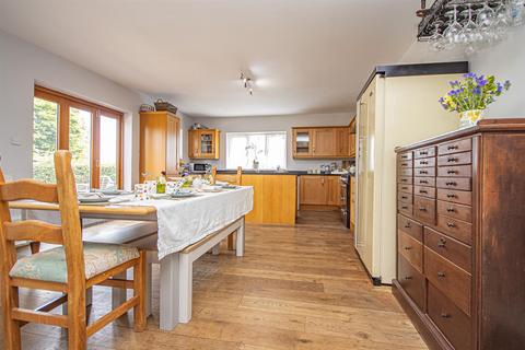 5 bedroom detached house for sale, Wood Lane, Uttoxeter ST14