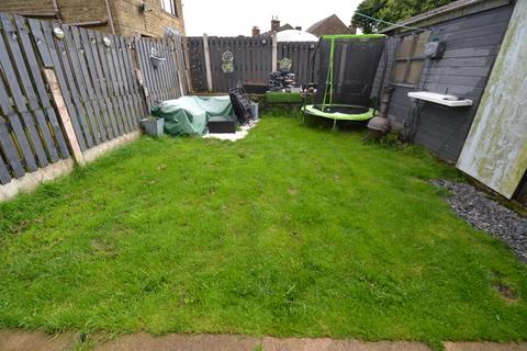 3 bedroom semi-detached house for sale, New Park Road, Queensbury, Bradford