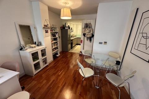 1 bedroom apartment for sale, 18 Leftbank, Spinningfields, Manchester