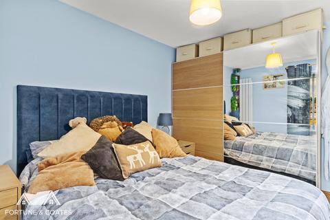 93 Peacocks, Harlow, CM19 5NZ