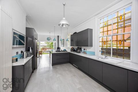 6 bedroom house for sale, Davigdor Road, Hove