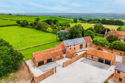 4 bedroom barn conversion for sale, Bridgford Road, Kneeton