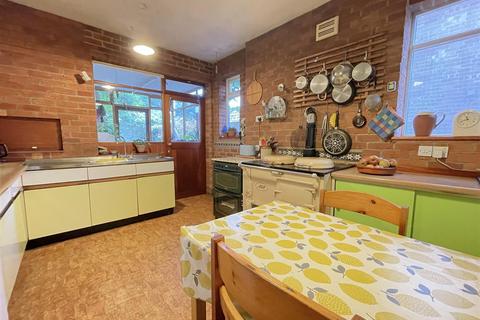 4 bedroom semi-detached house for sale, Long Acre, Bingham